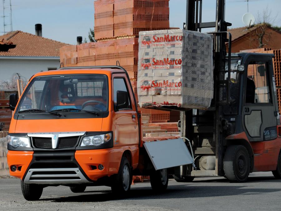  Piaggio Porter Tipper 2009 года  (фото 13 из 18)